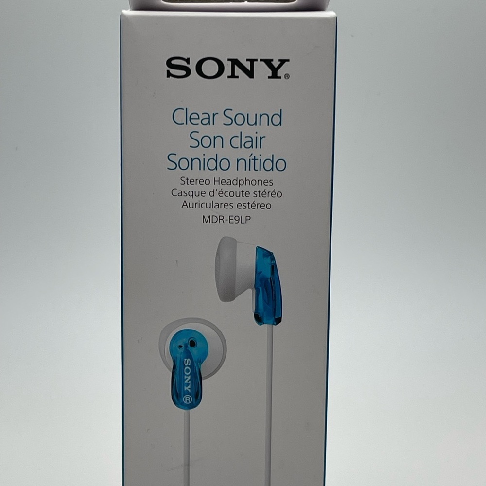 Sony MDR-E9LP Earbud Headphones., Blue - NWOT - Picture 1 of 3